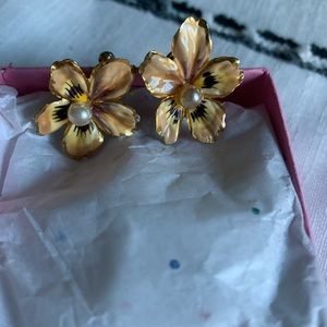 Vintage Hand-painted Floral screw-on earrings